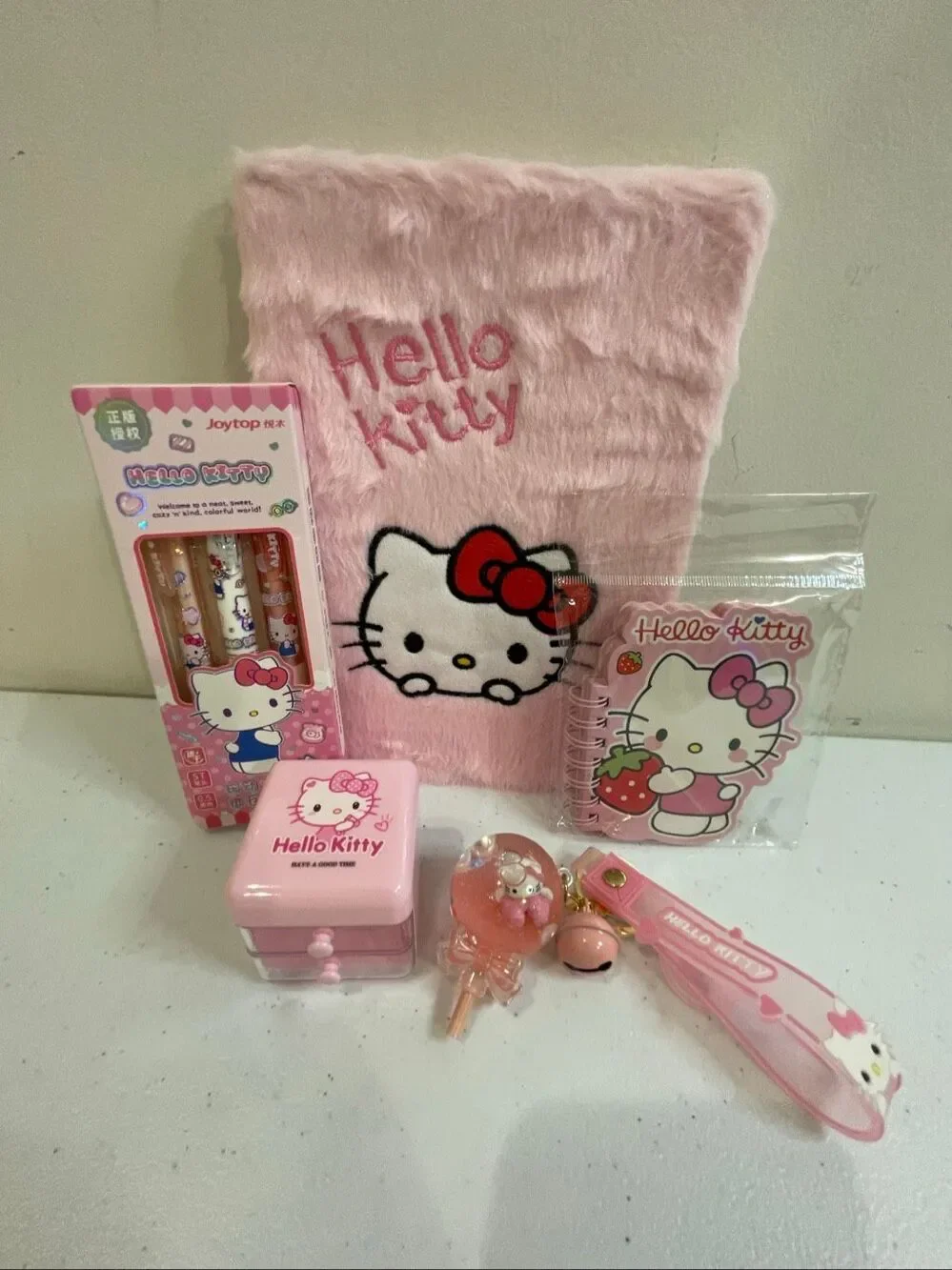 Hello Kitty plush journal 5 piece set pens keychain spiral lot bundle